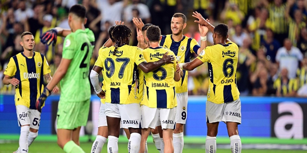 Fenerbahçe şampiyonlar Ligi için sahaya çıkıyor